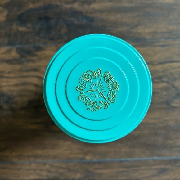 Fortnum & Mason Biscuit Tin - Picture 3 of 9